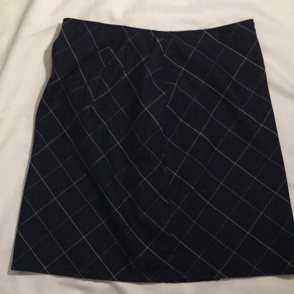 Abercrombie & Fitch Skirt - Picture 5 of 5